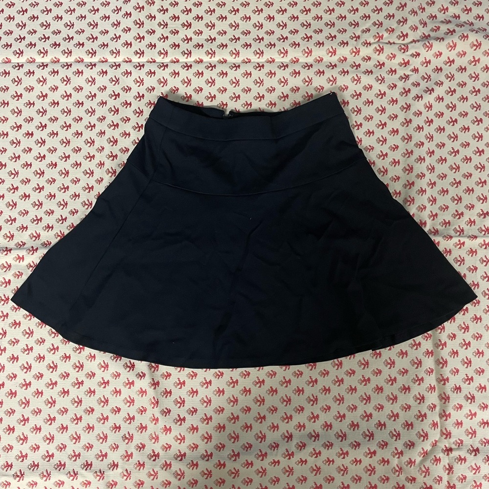 NEVER WORN banana republic black skirt